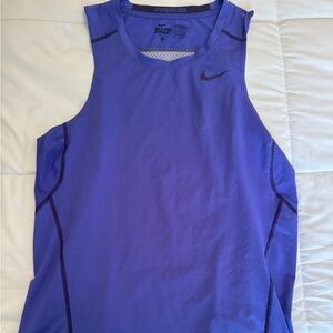 Men’s Nike workout tank